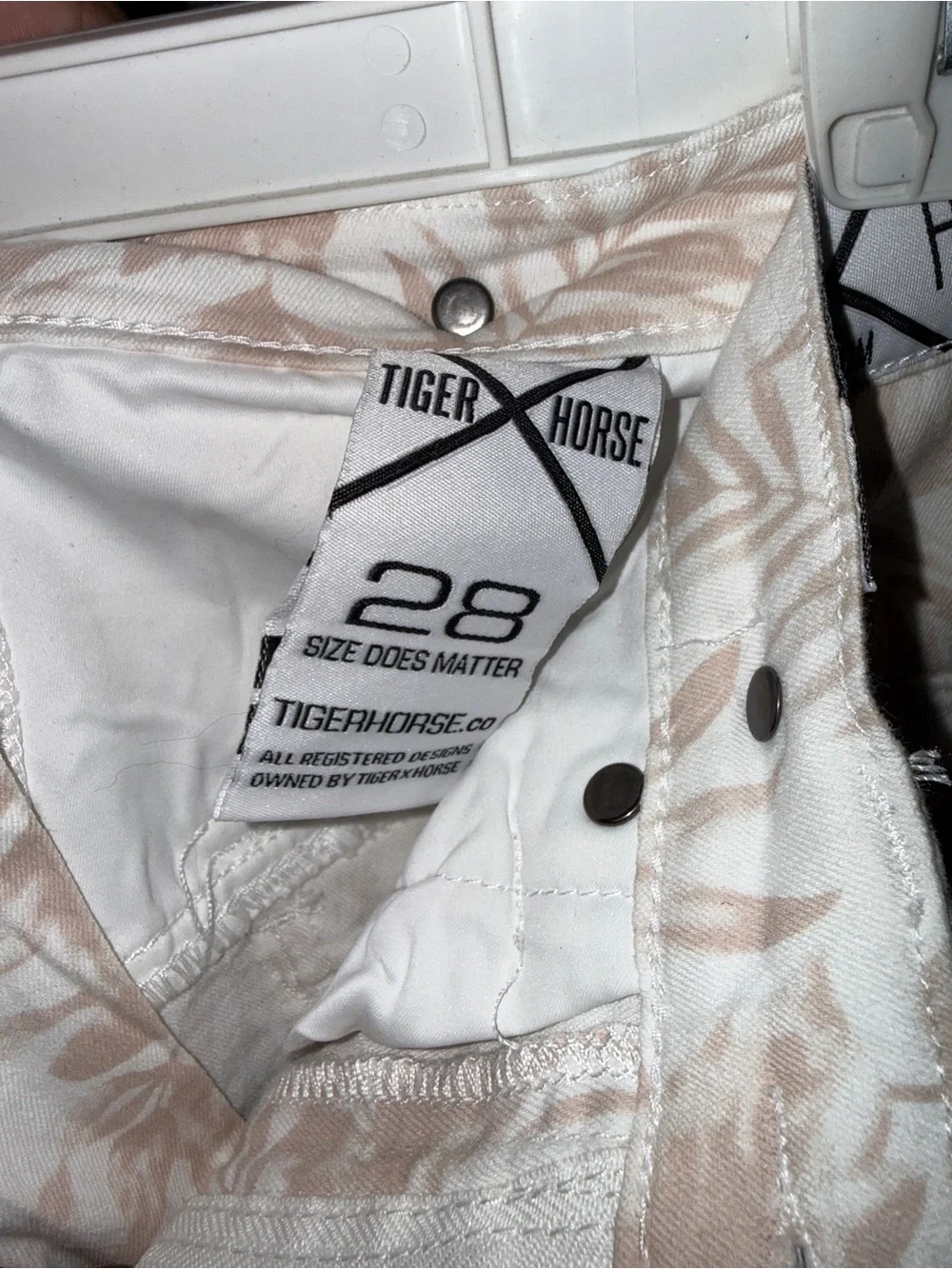 Tiger Horse Beige Leaf-Print Men’s Shorts